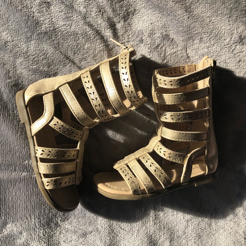 Gladiator sandals🤩